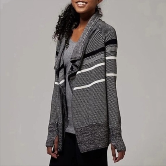 Ivivva Lululemon Women's Grey Feelin Toasty Wrap Cardigan Size S (Girl 14) - Picture 2 of 10